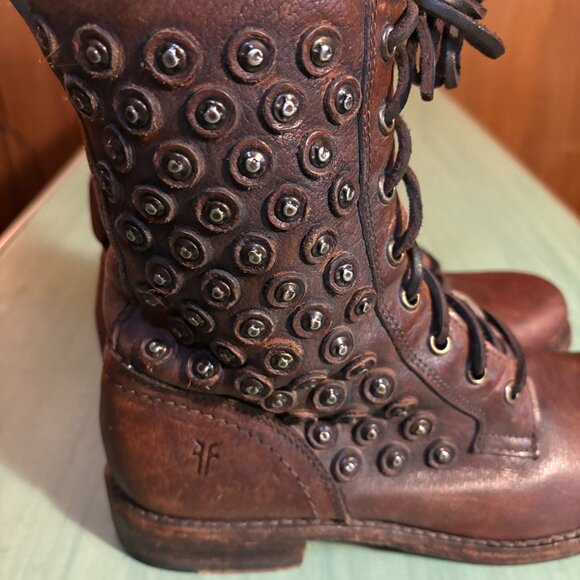 Womens Frye Jenna Disc Studded Lace Distressed 76421 Boots Size 8 B - Picture 5 of 13